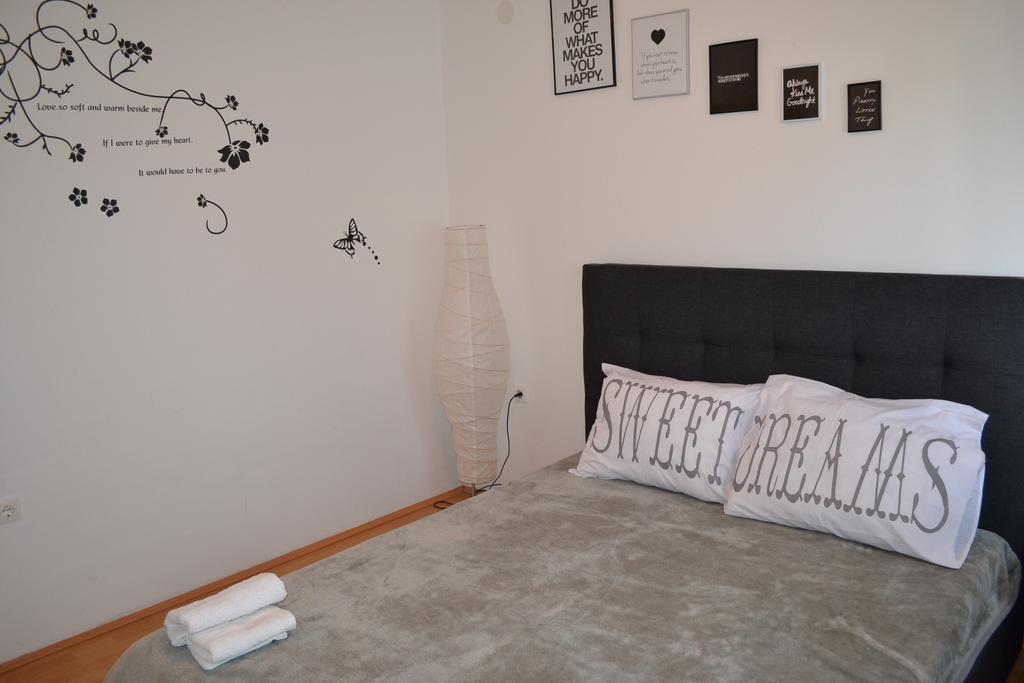 Apartments Danijela Zadar Ngoại thất bức ảnh